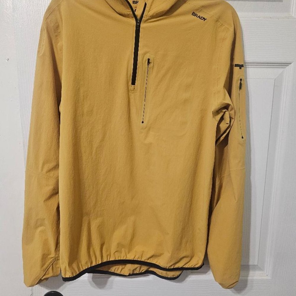 Brady Brand LongSleeved L Mens Activewear Gold Sportswear Zippered Collar